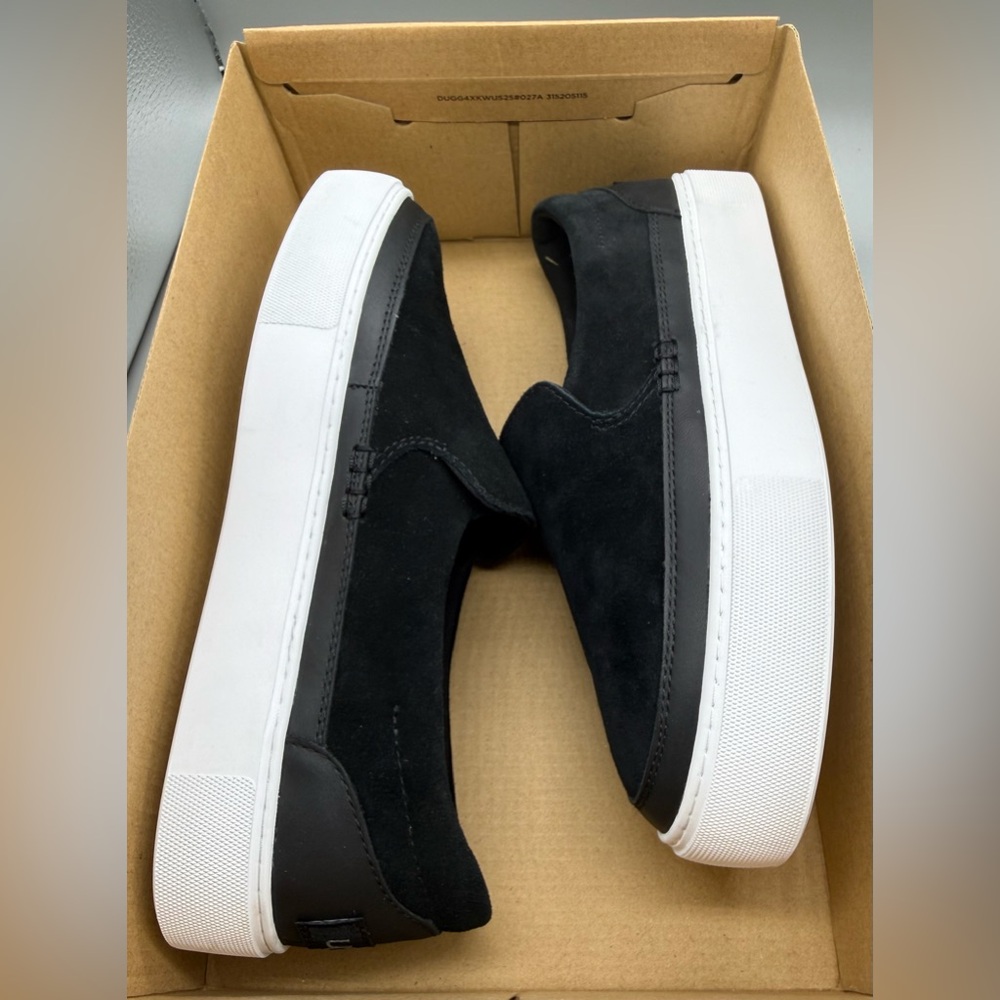 NWT UGG Zilo Slip-On Sneaker – Black Suede – Women’s Size 9 - Picture 2 of 10